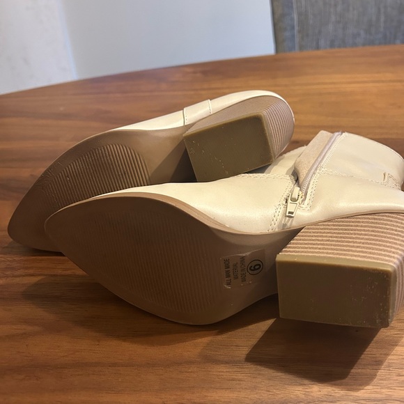 Mini Cow Boy Boots - Picture 5 of 5